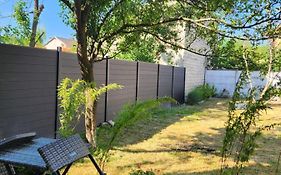 Studio, pas de collocation possible